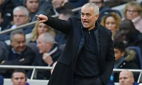 Tanguy Ndombele và 9 ngôi sao từng bị Mourinho chỉ trích thậm tệ