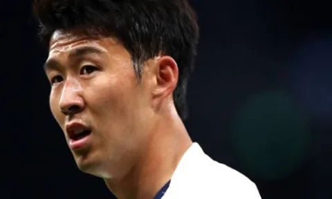Thắng trận, Mourinho tiết lộ điều Son Heung-min làm với Lloris trong phòng thay đồ