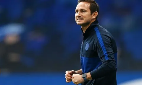 Thanh lọc đội hình, Lampard sẵn sàng tống khứ hai tiền vệ khỏi Stamford Bridge