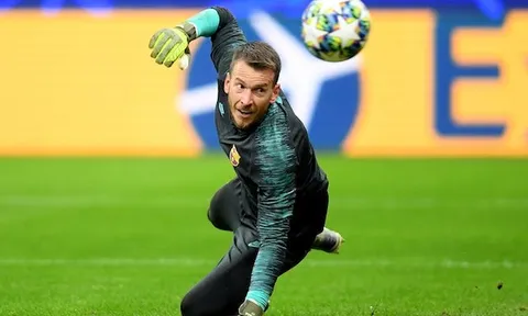 Thành London đại chiến vì người gác đền của Barca