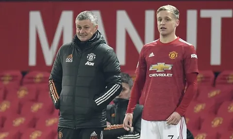 "Cú vấp cần thiết" cho tham vọng của Man Utd