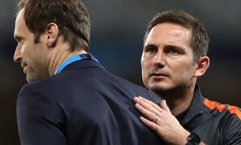 Rõ vai trò của Petr Cech sau khi Frank Lampard bị Chelsea sa thải