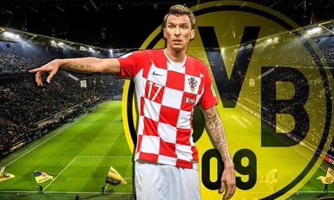 Thèm khát cựu chân sút của đại kình địch, Dortmund nhận cái kết đắng lòng