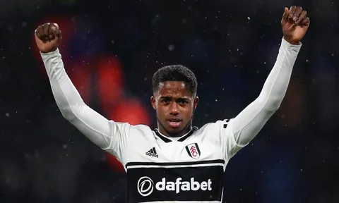 Thêm vài tân binh, đội hình mùa tới của Tottenham là không thể đùa