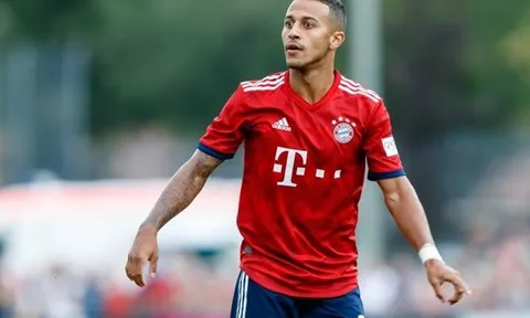 Chủ tịch Bayern lên tiếng, tương lai mục tiêu Liverpool quá rõ ràng