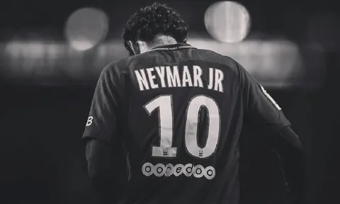 Thích làm trò hơn chơi bóng, còn lâu PSG mới vô địch Champions League