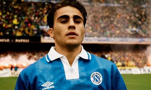 "Thời thơ ấu, tôi muốn trở thành huyền thoại của Napoli"
