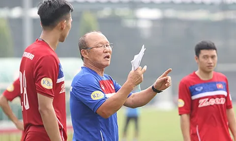 Văn Toàn lên tiếng sau phát ngôn gây hiểu lầm về lệnh cấm của thầy Park