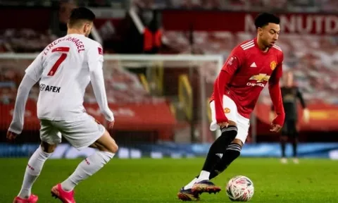 'Thủ quân tương lai' lập công, Man Utd chật vật đánh bại đội hạng Nhất
