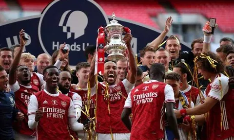 Thua Arsenal, Chelsea bị RB Leipzig 'cà khịa'