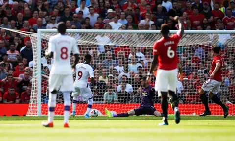 Thua Crystal Palace, Man Utd lập 2 "kỷ lục" tồi tệ chưa từng có