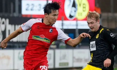 Thua Freiburg, Dortmund còn nhận tin dữ trong vụ Sancho