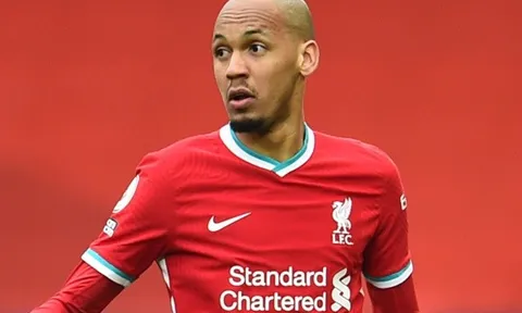 Thắng 2-0, Klopp hỏi Fabinho 1 câu