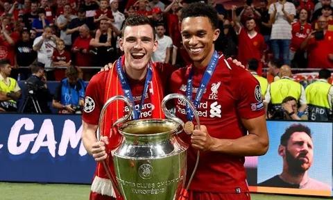 Các đối thủ coi chừng! 'Đôi cánh' của Klopp sẽ lại đua kiến tạo