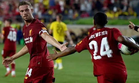 Đây, bí mật thú vị sau quả phạt đền của sao trẻ Liverpool