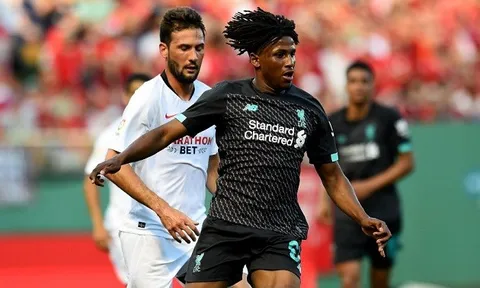 Klopp cập nhật tình hình nạn nhân của cú vào bóng rợn người