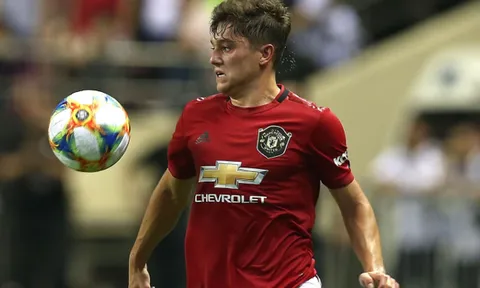 'Thương' Tottenham, CLB Premier League đầu tiên bất lực trước 'máy chạy' Man United