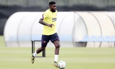 Thương vụ Martinez: số phận của Umtiti được định đoạt