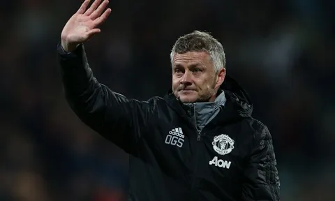 "Man Utd hãy chiêu mộ tiền đạo đó bằng bất cứ giá nào"