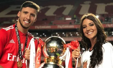 Tìm "kẻ thay thế Pique", Barca quyết giành "trung vệ thép" với Man City