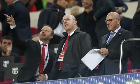 Tin buồn cho CĐV Man Utd, nhà Glazers vẫn tín nhiệm Ed Woodward