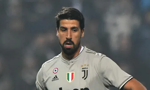 Tin đồn: tiền vệ Juventus hẹn hò cầu thủ đồng hương