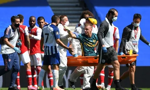 Toàn cảnh drama 'siêu to khổng lồ' ở trận Brighton 2-1 Arsenal