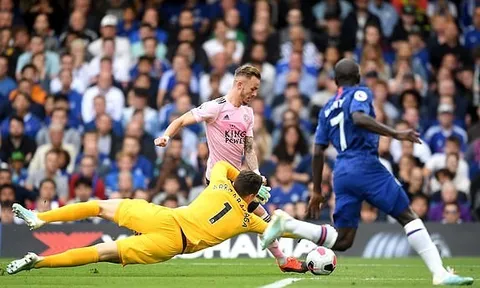 Toát mồ hôi trước Bầy cáo, Chelsea may mắn giữ lại 1 điểm trên sân nhà
