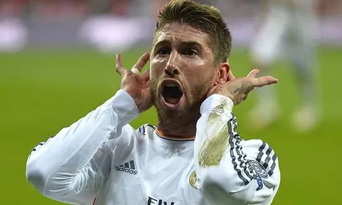 "Tôi cố ý thúc cùi chỏ vào Ramos"