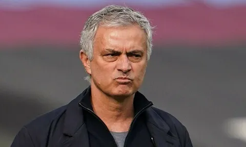 "Tôi không muốn chơi cho Mourinho thêm 1 năm nữa"