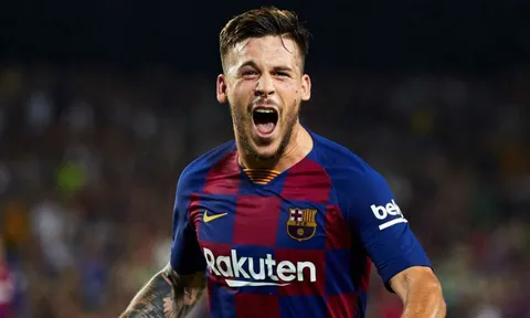 "Tôi không xứng đáng bị Barcelona đối xử như thế"
