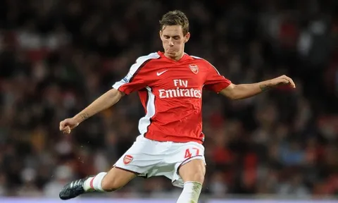 "Tôi trải qua 10 năm ở Arsenal, nhưng Wenger không nói lời tạm biệt"