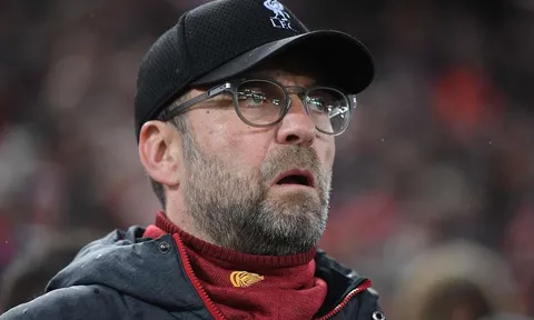 "Tốt nhất nên hủy Premier League, Liverpool cũng không vô địch"