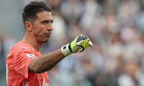 Totti và Cannavaro đưa lời tiên tri thời điểm Buffon giải nghệ
