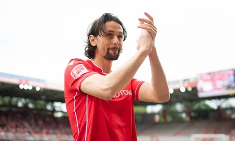 Trở lại Bundesliga, người cũ Dortmund thể hiện 1 quyết tâm