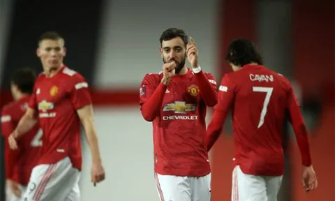 TRỰC TIẾP Man Utd 3-2 Liverpool (Kết thúc): Quỷ Đỏ giành vé đi tiếp