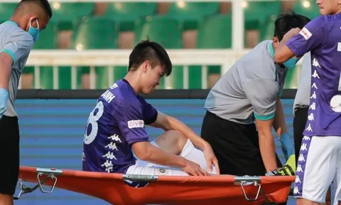 Trung vệ Duy Mạnh chấn thương, HLV Park Hang-seo lo “sốt vó”