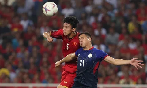 Truyền thông Hà Lan phát sốt, gọi Văn Hậu là "Gareth Bale Việt Nam"