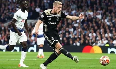 Từ bỏ "viên ngọc" Ajax, Tottenham quyết giữ chân "phù thuỷ" London
