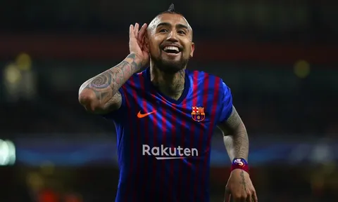 Từ chối Man United, lộ bến đỗ không ngờ của "quái thú Barca" tại Premier League