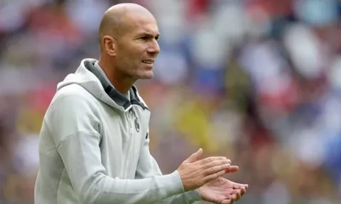 Từ chối phương án B, Zidane quyết giật sao 90 triệu của M.U đến cùng