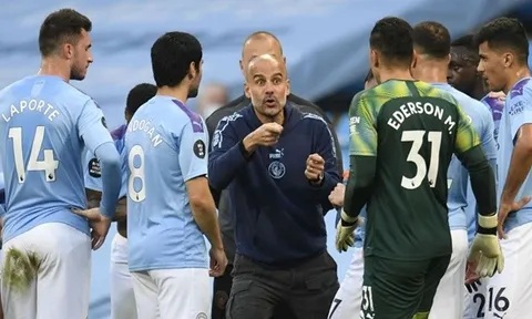 Từ "rách nát" đến bê tông, Man City đã biến hóa hàng thủ ra sao?