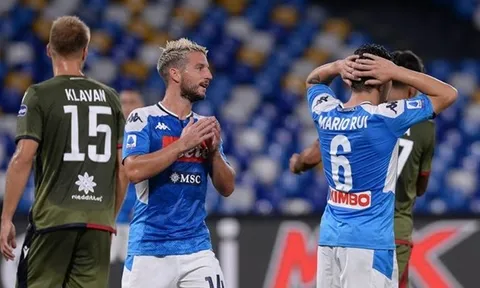 Tung 30 cú sút, Napoli vẫn ôm hận trước Cagliari