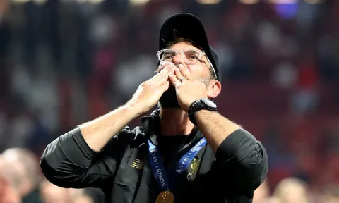 'Tháng đầu mùa giải trôi qua như một giấc mơ với Liverpool'