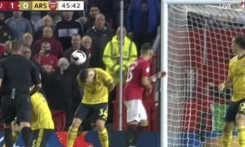 Emery lên tiếng, nhận định sốc về màn 'né bóng' của thủ quân Arsenal