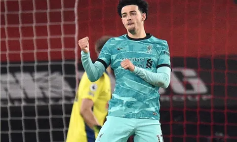 Trước Sheffield United, Liverpool có một thanh bảo kiếm nơi tuyến giữa