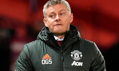 Ole tuyên bố bất ngờ, Jamie Redknapp lập tức phản đối