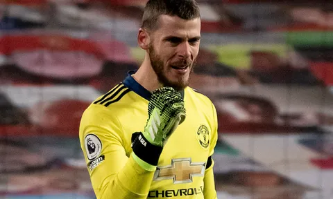 "Người hùng Quỷ đỏ" vượt qua Roy Keane trong ngày Man Utd thắng trận