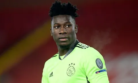 Uống nhầm thuốc của vợ, thủ thành Ajax bỗng dính án doping