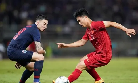 Tuyển Việt Nam nuôi mộng World Cup, còn người Thái Lan làm lại từ AFF Cup
